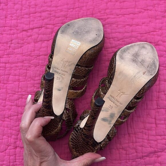 Guizeppe Zanotti genuine leather strappy heels, US7,5 - Picture 7 of 13